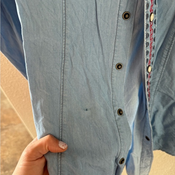 Kimes Ranch floral embroidered button front top - Picture 4 of 4